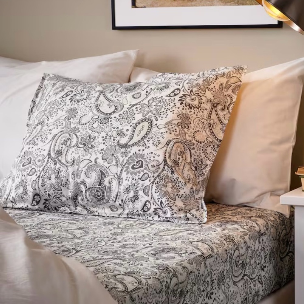IKEA Rodgersia Paisley Floral Pillowcase New 26x26 Grey and Light Tan - Picture 3 of 5